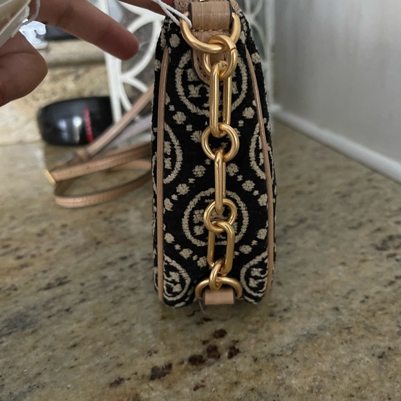 New 🖤 Tory Burch T Monogram Chenille Studio Shoulder Bag - Picture 4 of 14